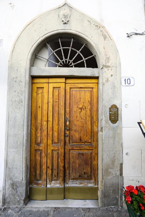 Luxurious View On Santa Croce Apartment Florence Exterior photo