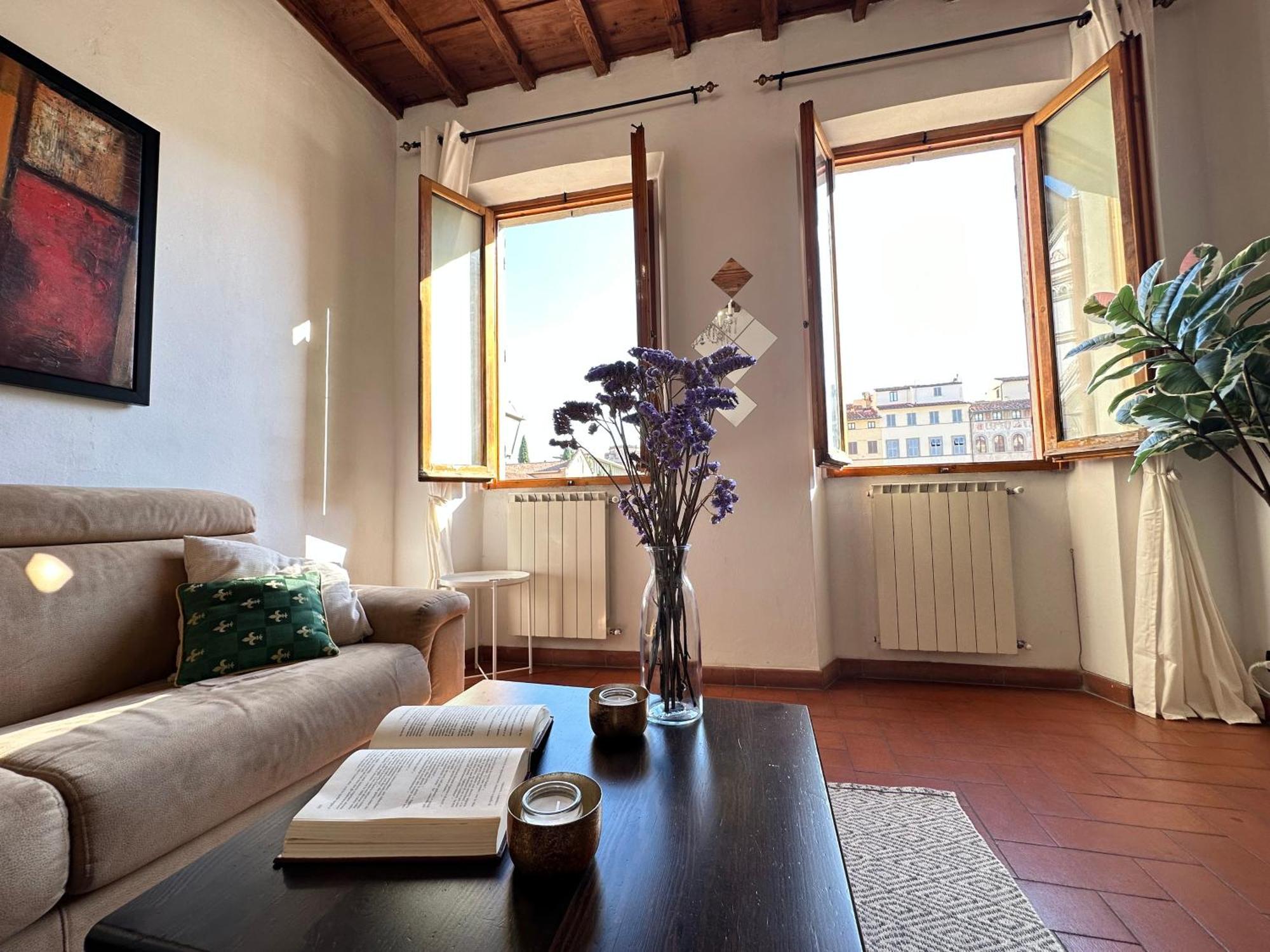 Luxurious View On Santa Croce Apartment Florence Exterior photo