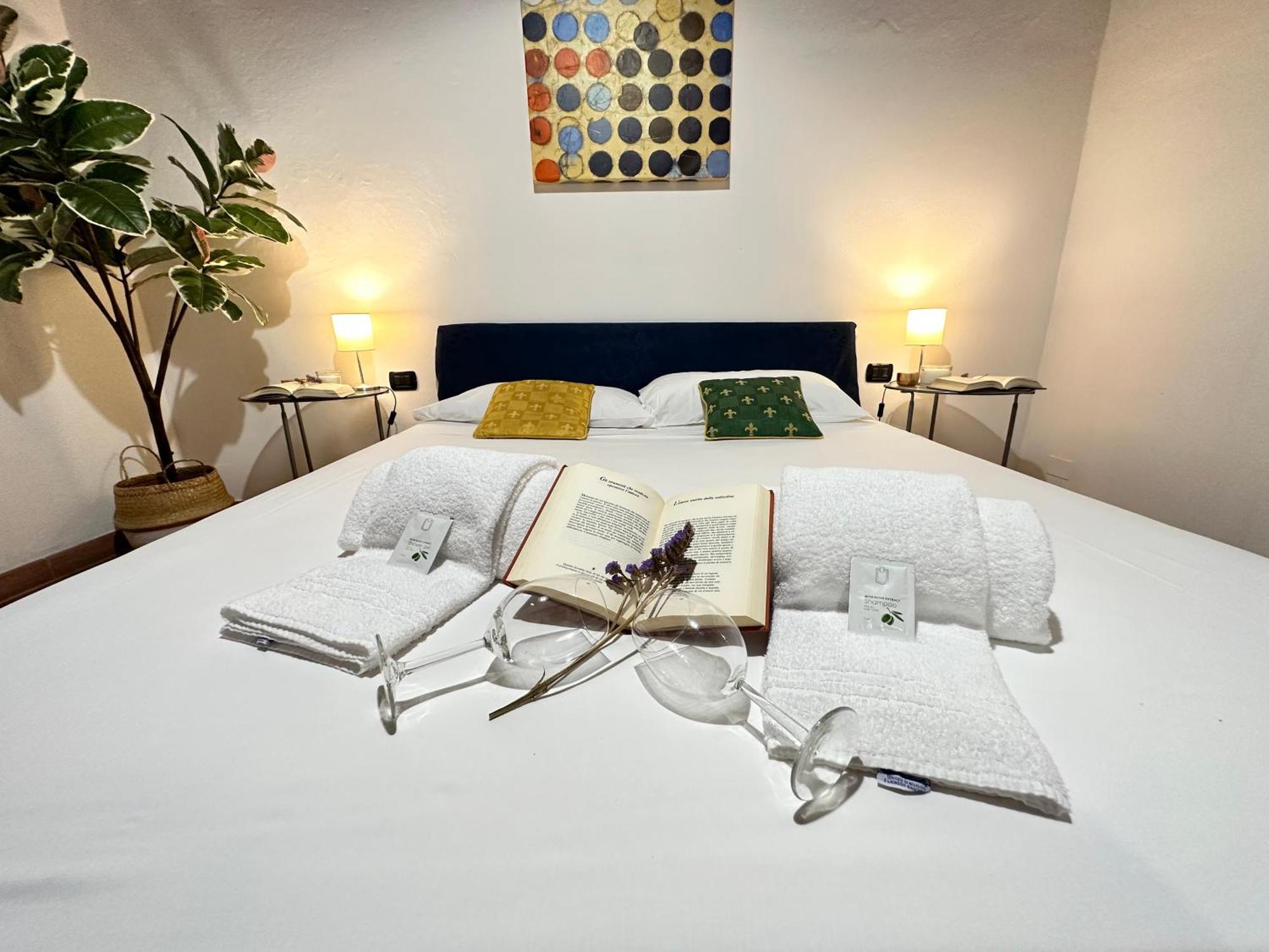 Luxurious View On Santa Croce Apartment Florence Exterior photo
